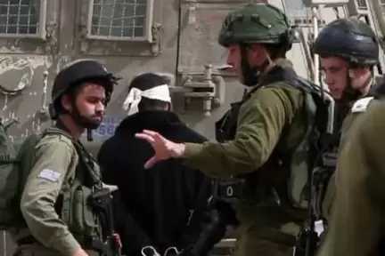 الاحتلال يعتقل صحفية وصحفيًا شمال رام الله