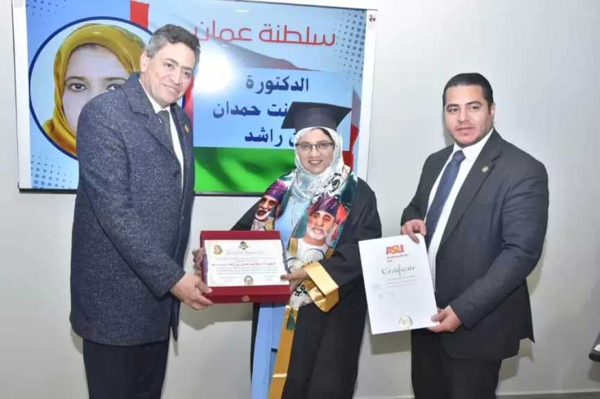 مسيرة إنسانية حافلة تضع زكية الفارسية في مصاف المُكرَّمين دوليًا