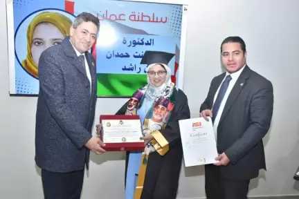 3 عقود في خدمة حقوق الإنسان تضع زكية الفارسية في مصاف المُكرَّمين دوليًا