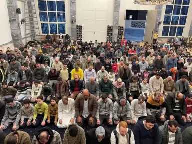 في ليلةٍ عامرة بالإيمان.. المئات يحيون أولى ليالي رمضان بصلاة التراويح في البحيرة