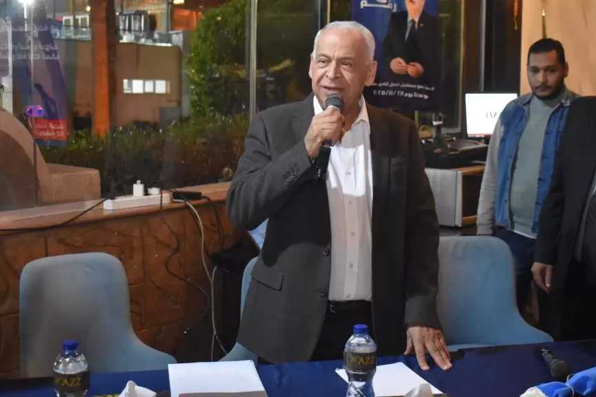 فرج عامر يطالب بتشريع عاجل للاستثمار الرياضي لإنقاذ الأندية الجماهيرية وإعادتها للقمة