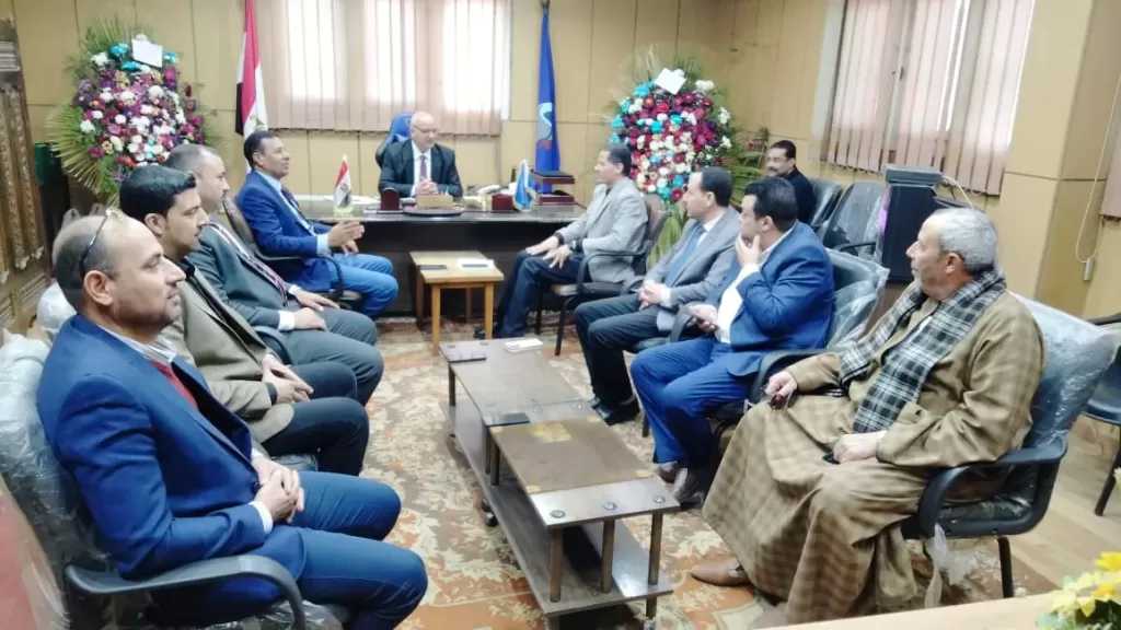 وكيل زراعة البحيرة يستقبل مسئولى الإصلاح الزراعي لمناقشة طلبات المزارعين