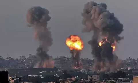 انفجار في المجمع الصناعي العسكري جنوب طهران