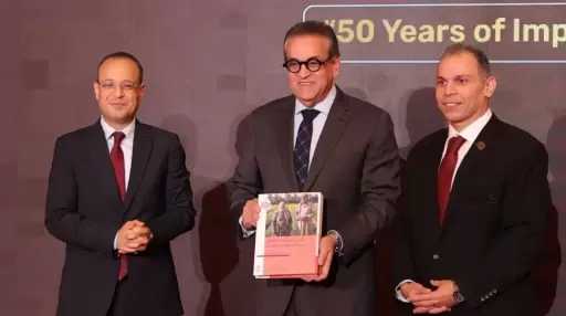 لا استثناءات حتى لابني.. وزير الصحة يحسم مصير التكليف الجديد