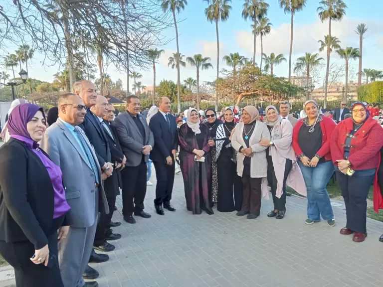 فعاليات الإفطار الرمضاني  بحديقة انطونيادس  بالإسكندرية في أجواء رمضانية