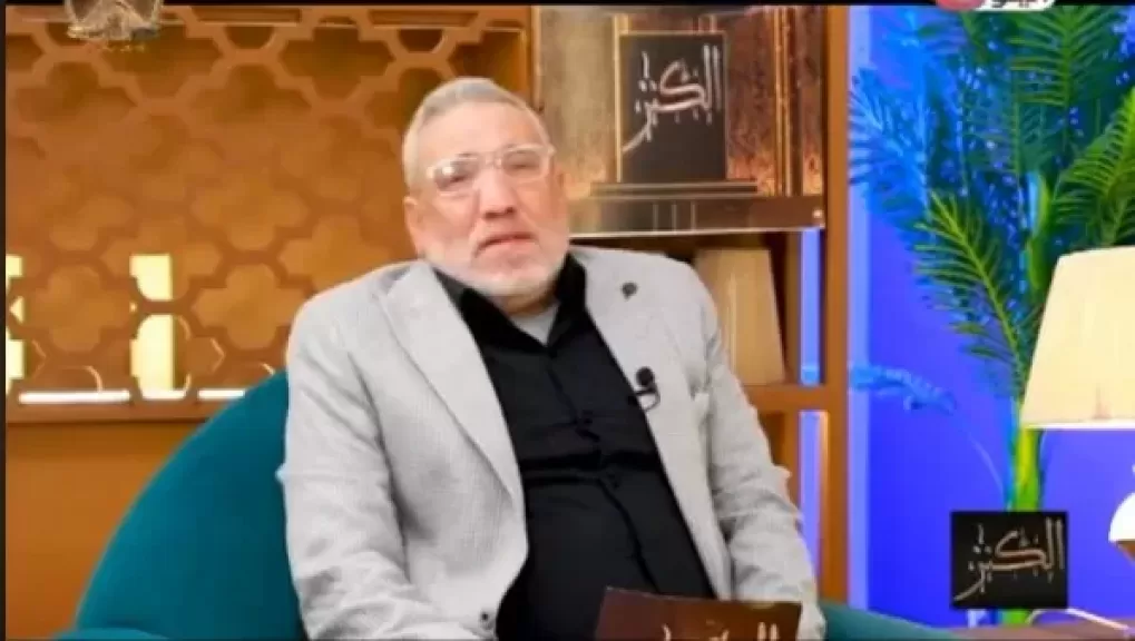 الإعلامي أشرف محمود