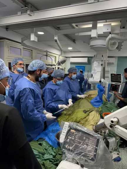 بمعهد القلب القومي.. المستشفيات التعليمية تنظم ورشة عمل كبرى فى زراعة الصمام الأورطي بالقسطرة (TAVI)