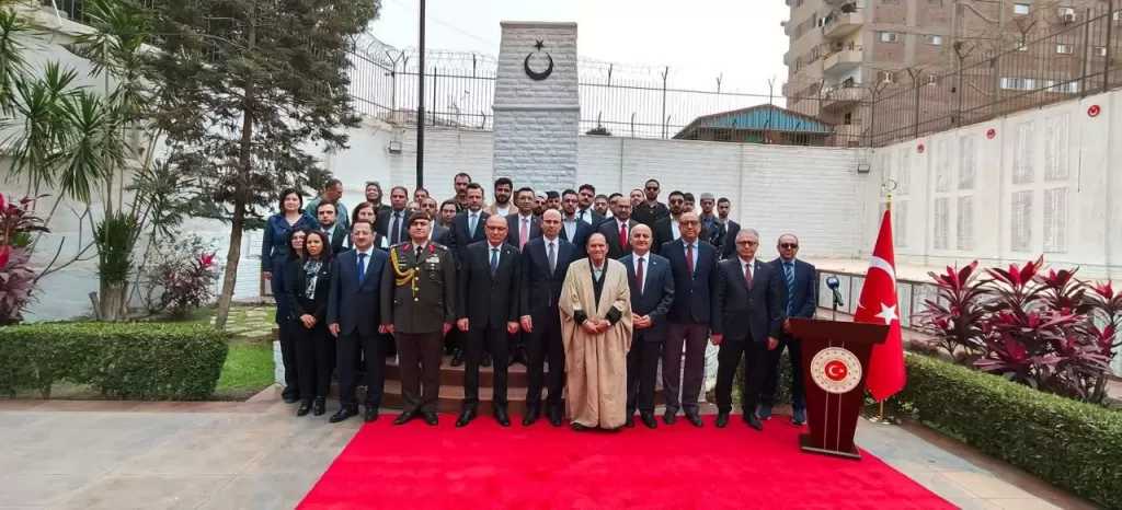 إحياء ”ذكرى 18 مارس” والـ111 لانتصارات معارك تشاناق قلعة في مقابر الشهداء الأتراك بالقاهرة