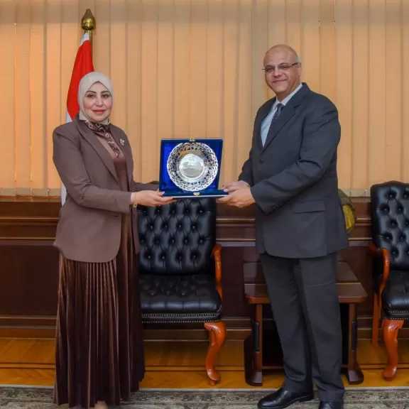 محافظ الإسكندرية يستقبل قنصل عام ليبيا لبحث سبل تعزيز التعاون المشترك بين الجانبين