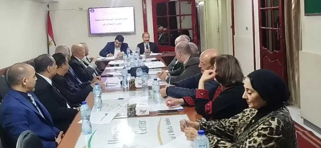 الحوار والصالون البحري يناقشنا.. تداعيات الحرب علي إيران ومستقبل الشرق الأوسط