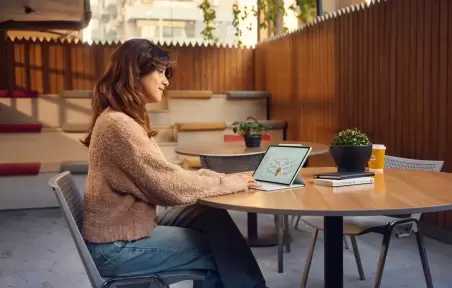 HUAWEI MatePad 12 X يرتقي بتجربة الأجهزة اللوحية إلى مستوى جديد من الدقة والإبداع