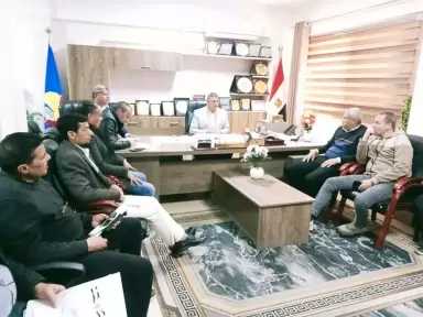 تشديدات جديدة بأبوالمطامير.. غلق المحال 9 مساءً وترشيد الكهرباء تحت المتابعة اليومية