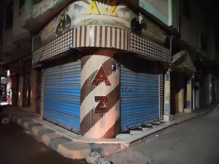 لليوم الرابع.. حملات مكثفة بالرحمانية لضبط مواعيد الغلق وتحرير مخالفات لغير الملتزمين