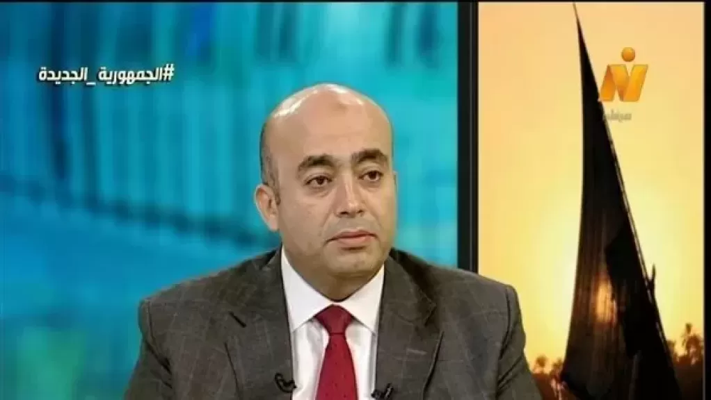 إسلام عوض، المحلل السياسي