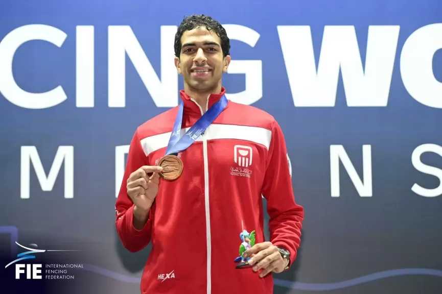جوهر نبيل يهنئ أحمد هشام ببرونزية بطولة العالم للسلاح بالبرازيل