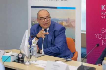 الدكتور محمود محيي الدين يشارك في فعالية منتدى الرؤساء التنفيذيين في أفريقيا بالقاهرة ويدعو إلى توسيع الشراكات والاستثمار المشترك لدفع التنمية في القارة