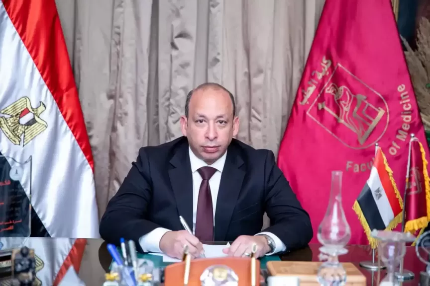 الدكتور حسام صلاح 