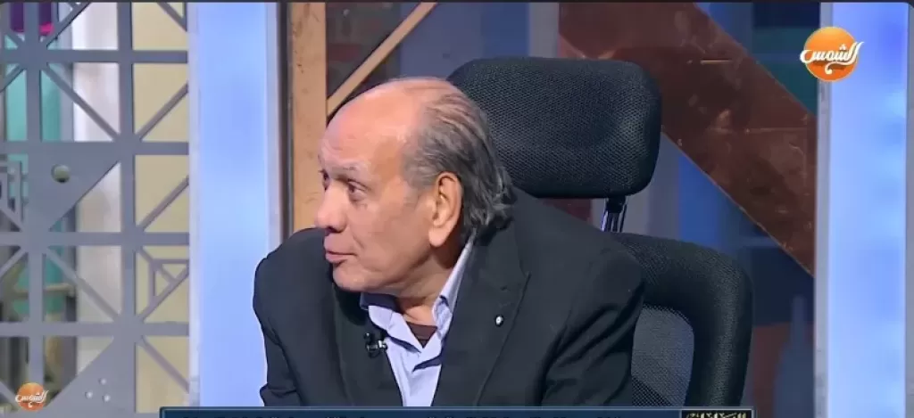 الفنان القدير منير مكرم