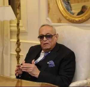 أبوشقة يهنيء البابا تواضروس والأخوة المسيحيين بعيد القيامة المجيد