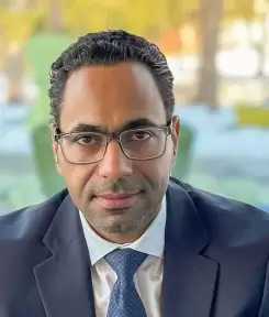 الدولي للتسويق: التدفقات قصيرة الأجل تحقق استقرارًا مؤقتًا وتضاعف مخاطر الاقتصاد