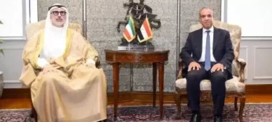 وزيرا خارجية مصر والكويت يناقشان مستجدات المفاوضات الأمريكية – الإيرانية