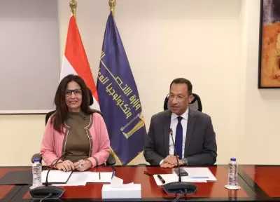 وزيرا الاتصالات والثقافة يبحثان مشروعات التعاون المشترك بين الوزارتين في مجال التحول الرقمي واستخدام الذكاء الاصطناعي في الترجمة الآلية للكتب وإنتاج الكتب الصوتية