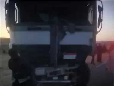 حادث مروع بطريق الضبعة.. مصرع شخص وإصابة 14 آخرين في تصادم ميكروباص وتريلا بوادي النطرون