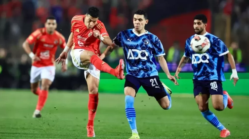 الأهلي وبيراميدز 