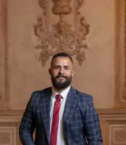 من المنوفية إلى لندن.. محمد صبحي ”الدينامو” يغزو العالمية بفيلم كرتون مبتكر
