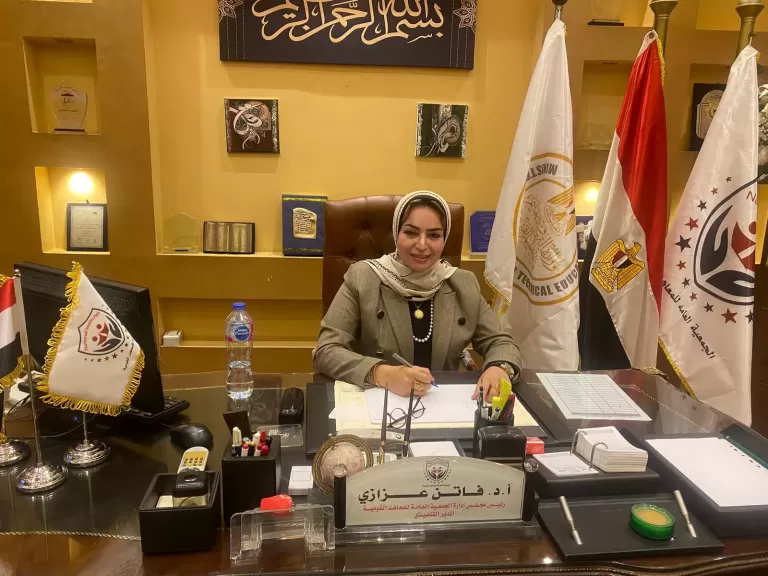 دكتورة فاتن عزازي 