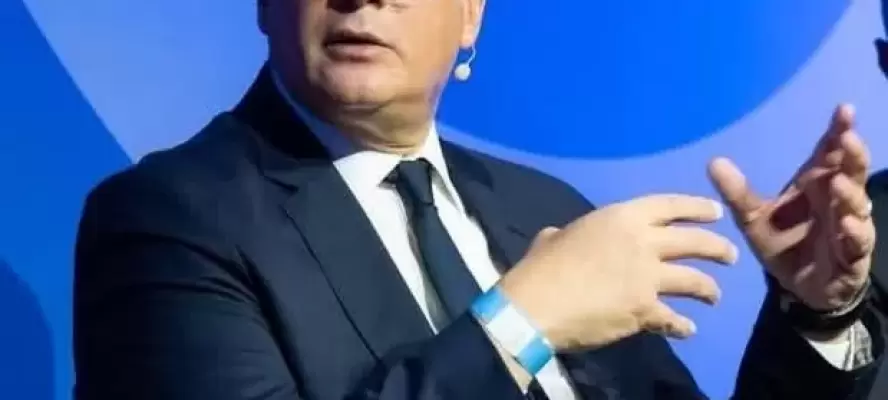 عفواً معالي الوزير: هل أصبحت الأقدمية سياسة.. والكفاءة استثناء؟