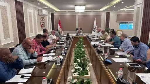 رئيس مجلس الإدارة والعضو المنتدب لشركة نهضة مصر  يعقد اجتماعًا موسعًا لمتابعة الاستعدادات لاستقبال عيد الأضحى المبارك