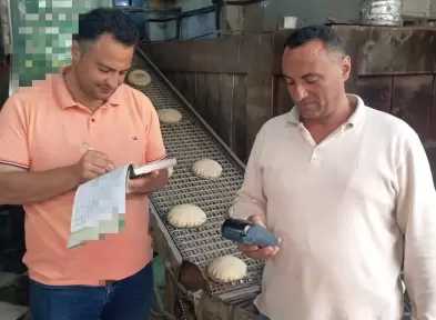 حملات تموينية مكثفة بشبراخيت تسفر عن ضبط مخالفات بالمخابز والتجار التموينيين