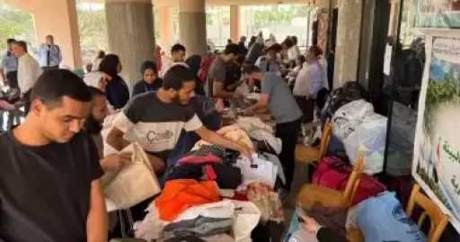كلية الطب جامعة الإسكندرية تنظم معرض الملابس الخيرى 39 بالمجمع الطبي بسموحة