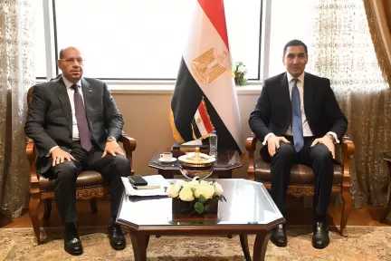 *لبحث استعدادات المنتخبات الوطنية ودعم الأبطال فى مختلف المنافسات القارية والدولية.. وزير الشباب والرياضة يلتقي رئيس اللجنة الأولمبية