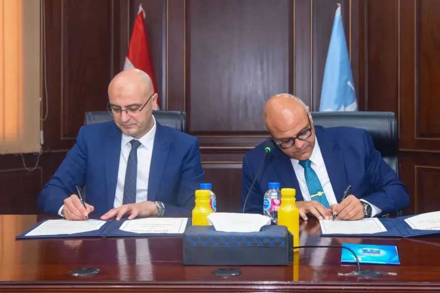 محافظ الإسكندرية يوقع بروتوكول تعاون مشترك مع الجهاز القومي لتنظيم الاتصالات بهدف دعم وتطوير البنية التحتية وتحسين جودة خدمات الهاتف المحمول بمختلف أنحاء المحافظة