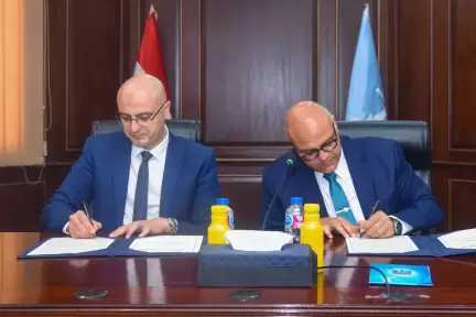 محافظ الإسكندرية يوقع بروتوكول تعاون مشترك مع الجهاز القومي لتنظيم الاتصالات بهدف دعم وتطوير البنية التحتية وتحسين جودة خدمات الهاتف المحمول بمختلف أنحاء المحافظة