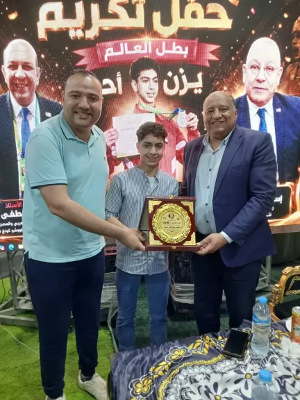 تكريم أبطال مصر بالإسكندرية 
