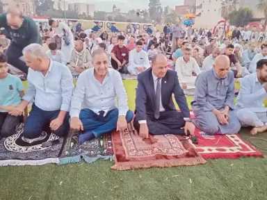 رئيس الدلنجات يؤدي صلاة عيد الأضحى المبارك بساحة المدينة وسط أجواء من البهجة والفرحة