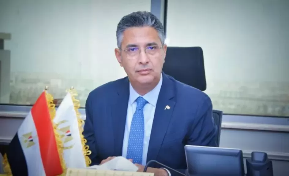 الدكتور شريف فاروق 