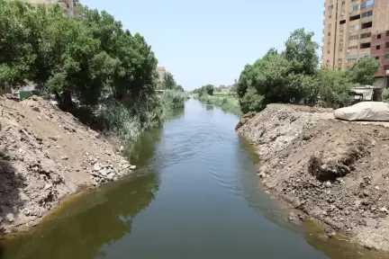 محافظ الجيزة يتفقد موقع أعمال تطوير طريق المريوطية (من كوبرى المنشية وحتى مدخل كرداسة)
