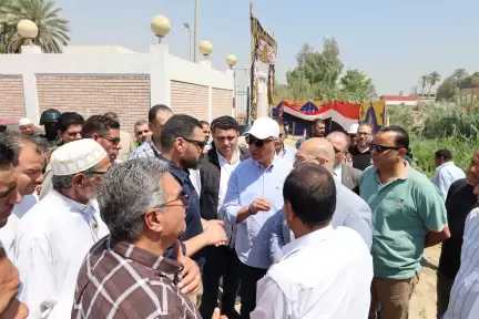 محافظ الجيزة يتفقد مشروع محطة رفع الصرف الصحي ببني يوسف في أبو النمرس لمتابعة معدلات التنفيذ