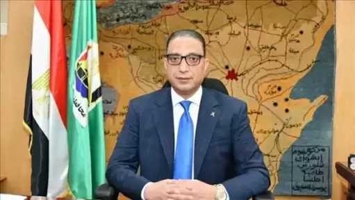 محافظ الجيزة يقرر صرف 10 آلاف جنيه إعانة لـ60 أسرة متضررة بعقاري كفر طهرمس