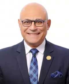 بعد تجديد الثقة به عضواً بالهيئة العليا أمانة الإستثمار المركزية بحزب مستقبل وطن .. ماجد عبد العظيم:أجندة تشريعية تدعم الإستثمار