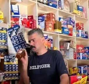 ضبط 2 طن نخالة مجهولة المصدر بأحد محلات بيع الاعلاف بالبحيرة
