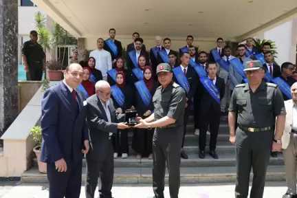 جامعة بنها تنظم زيارة ميدانية لطلابها إلى إدارة المساحة العسكرية لتعزيز الوعي بالمشروعات القومية