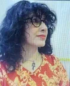 حكاية لكل لون معرض تشكيلى وفضاء داخلى