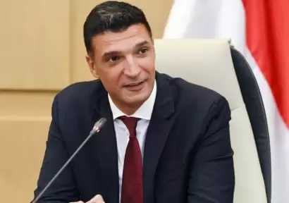 وزير الصناعة: لا قيود على استيراد السيارات.. وحوافز غير مسبوقة لتوطين الصناعات المغذية