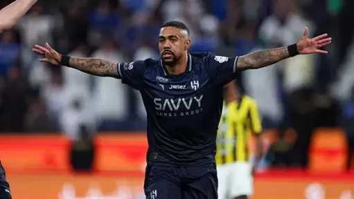 إنزاجي يحسم الجدل بشأن مالكوم.. والهلال السعودي يتجه للإبقاء على نجمه البرازيلي