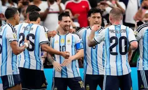 ميسي يتألق ويقود الأرجنتين للفوز على النمسا في كأس العالم